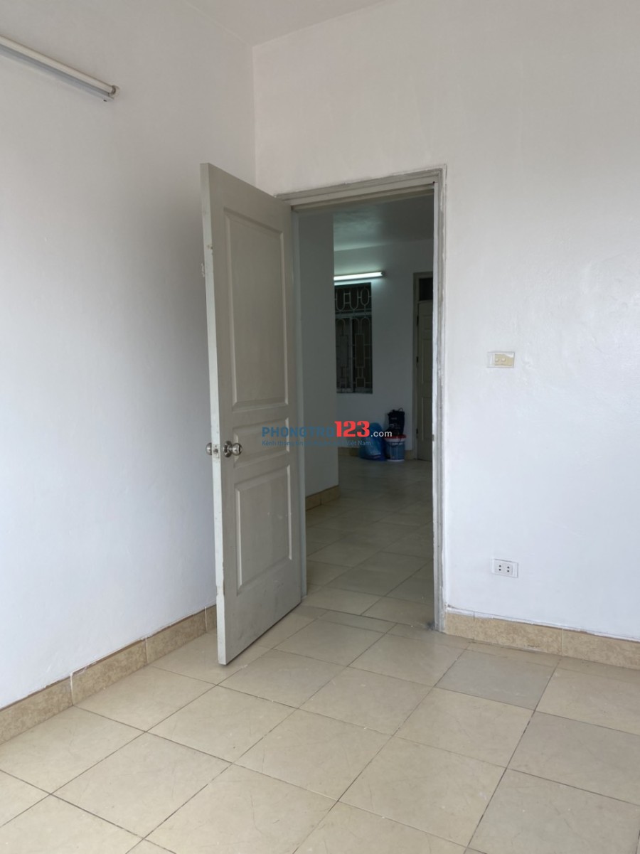 Cần cho thuê căn chung cư hai phòng ngủ tòa A2 Nguyễn Cơ Thạch