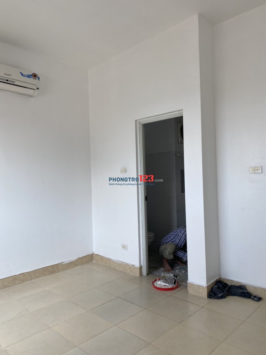 Cần cho thuê căn chung cư hai phòng ngủ tòa A2 Nguyễn Cơ Thạch