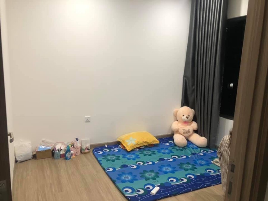 Tìm 1 nữ ở ghép 1tr5 trong Vinhomes Quận 9 đã có sẵn đầy đủ nội thất chỉ 1tr5/tháng