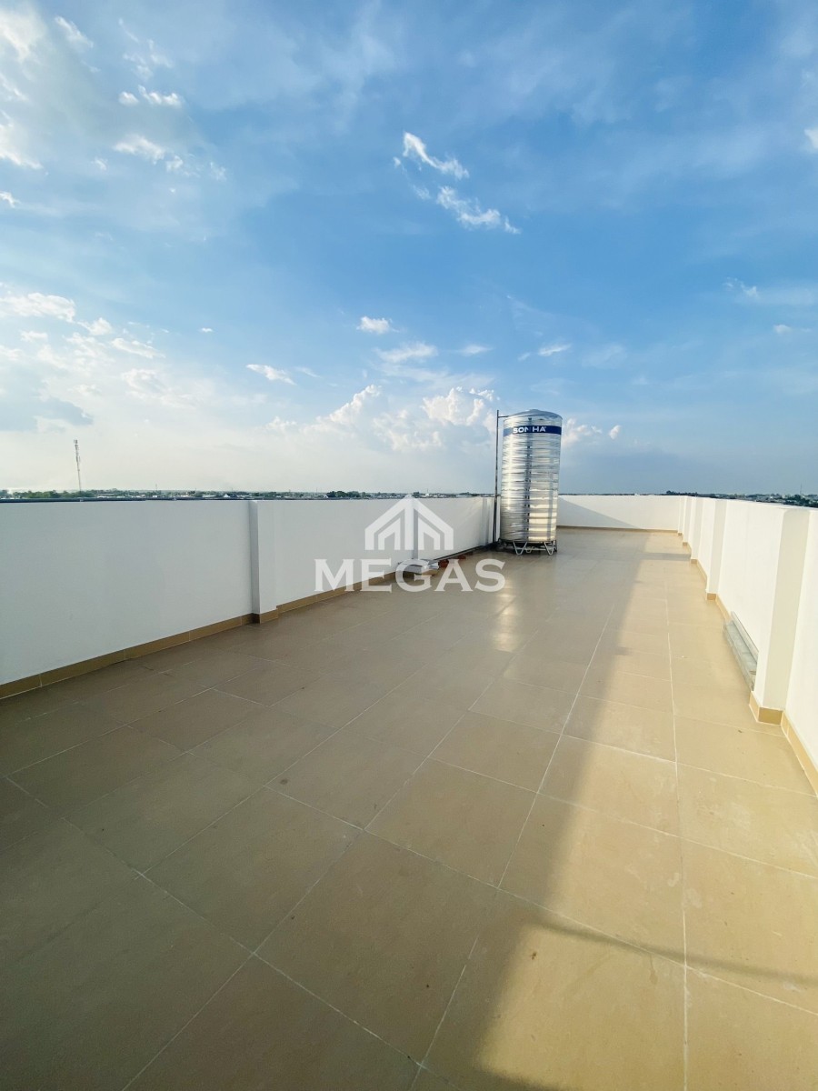Phòng mới xây ngay mặt tiền chỉ 1tr4 tiện qua hóc môn và bình tân , toà nhà hiện đại