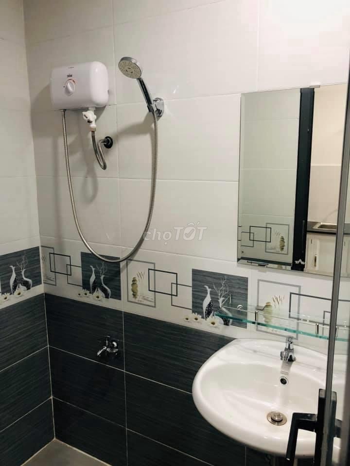 Phòng cao cấp giá sinh viên tại 381 Đường Phan Văn Trị, Phường 11, Quận Bình Thạnh