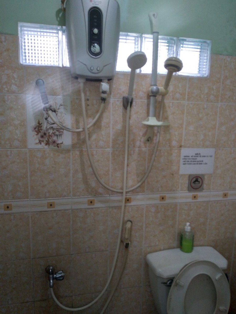 Phòng cho thuê đủ tiện nghi gần coop.mart phan xích long .