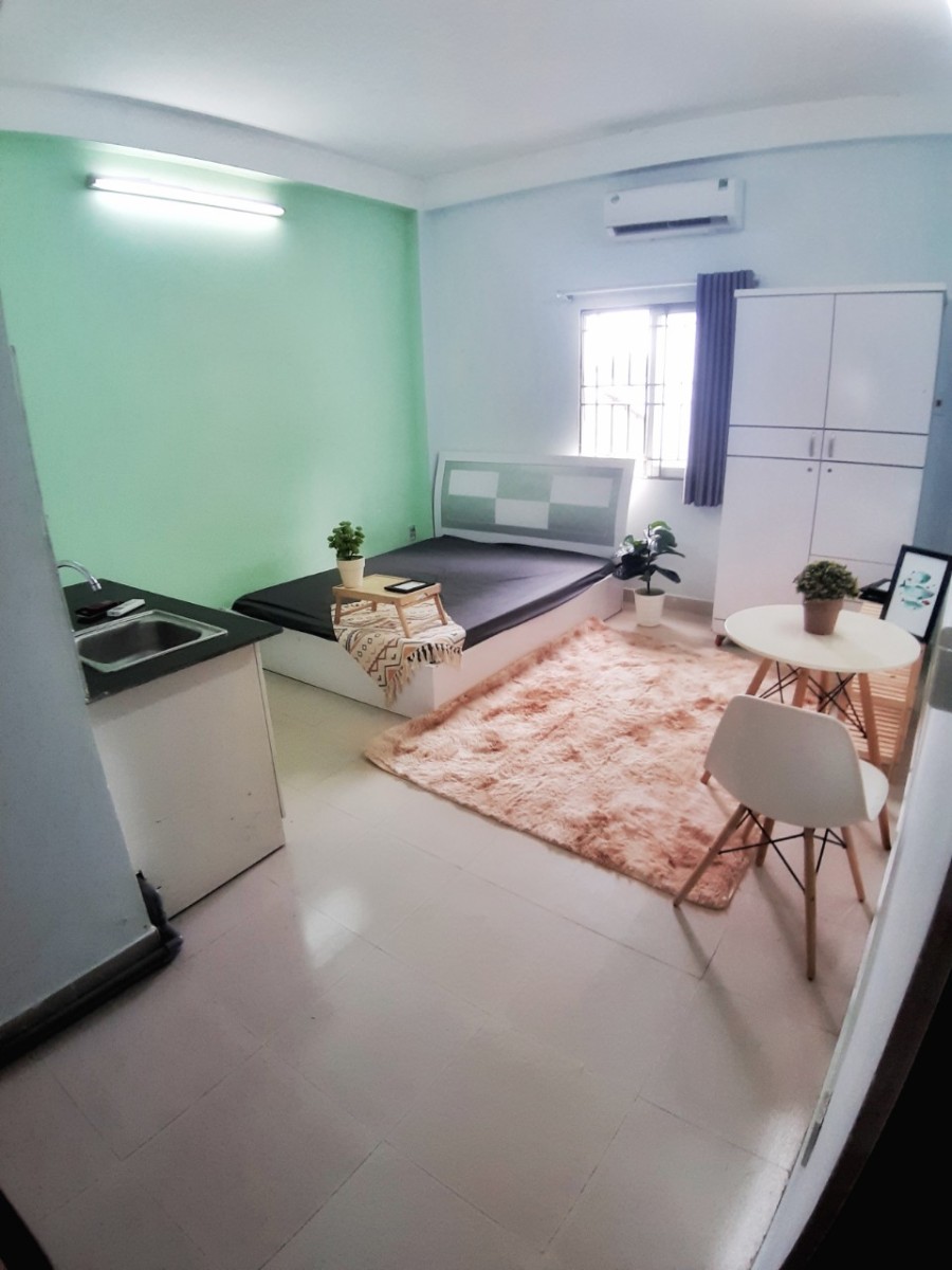 Còn Phòng Cho Thuê ở CMT8 P11 Q3