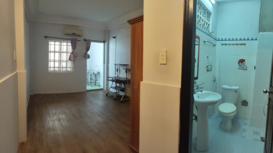 Phòng rộng Đẹp, Nội thất cơ bản tại 60/2 Đường Ngô Đức Kế, Phường 12, Quận Bình Thạnh gần chợ Bà chiểu