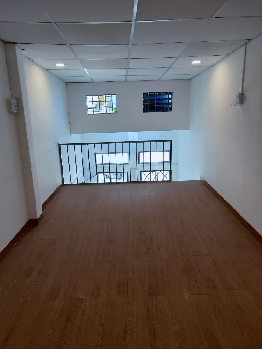 Cho thuê phòng siêu đẹp rộng 30m2, có gác ngay 87A Đỗ Xuân Hợp, Phường Phước Long B, Quận 9