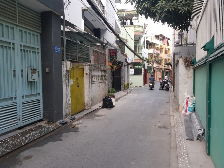 Nhà làm CHDV, 6 phòng 5 WC, 18 triệu/tháng