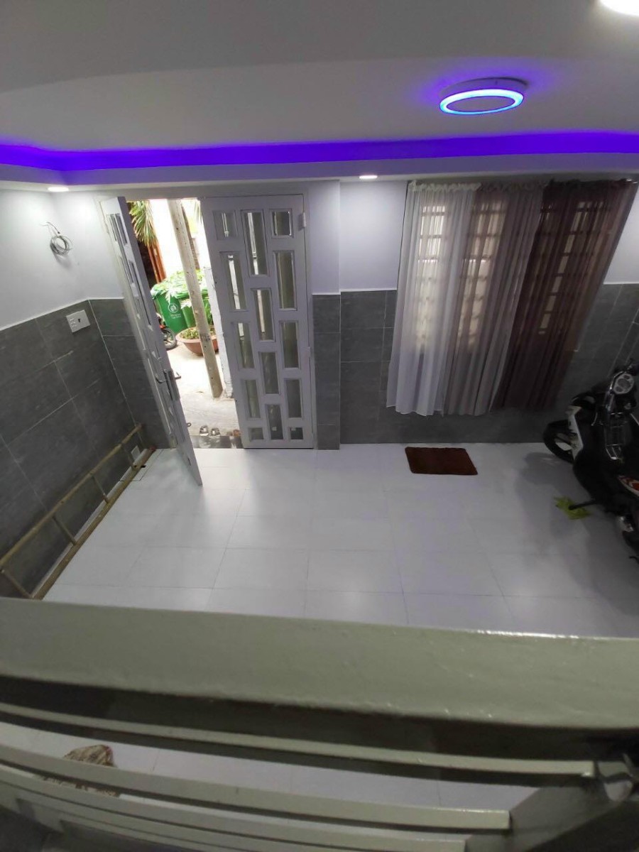 Chuyển nhượng Nhà Nguyên căn (2WC1PN) nội thất đầy đủ, Diện tích 50m2