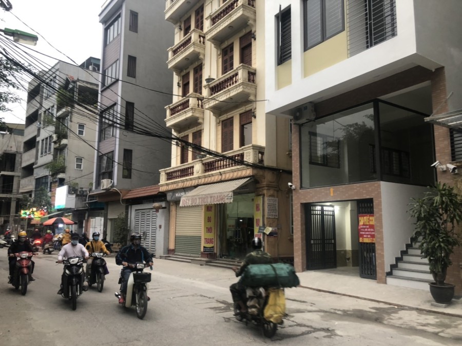 Cho thuê MBKD mặt ngõ 21 yên xá, sầm uất nhộn nhịp, đường rộng oto tránh nhau
