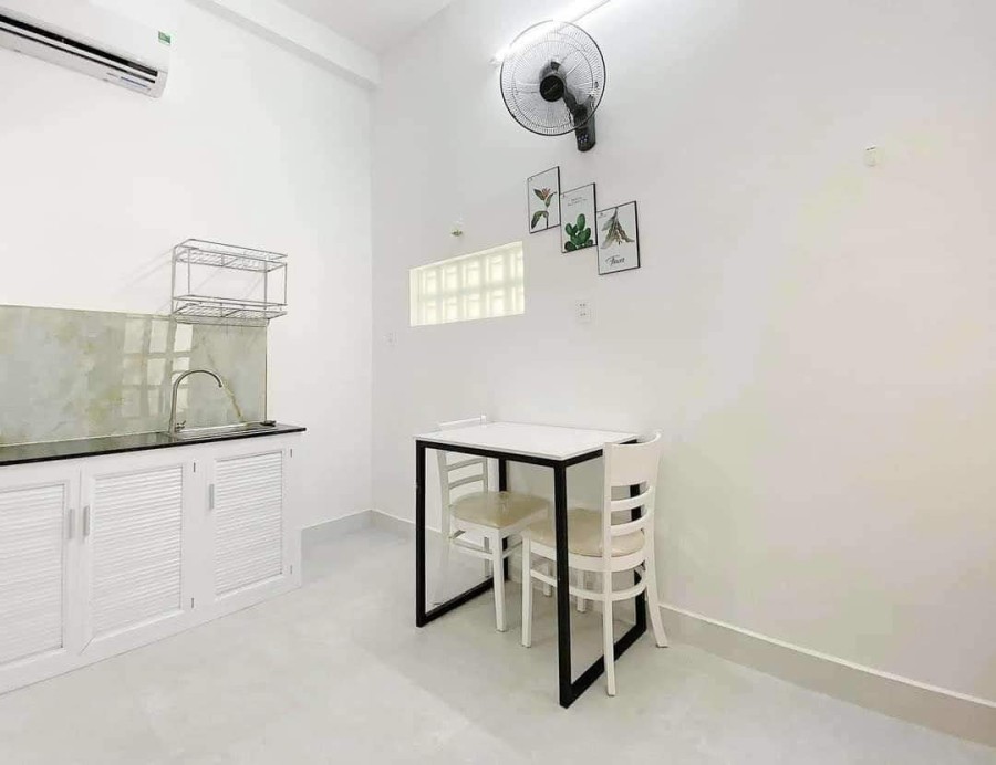 Phòng trọ đầy đủ nội thất giá rẻ tại Đường Huỳnh Văn Nghệ, Phường 15, Quận Tân Bình,