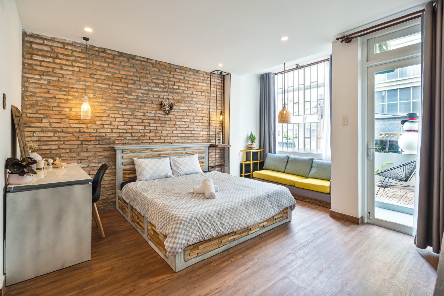 Studio Apartment in District 1, fully Furnished, chill balcony – NGUYEN VAN THU st.