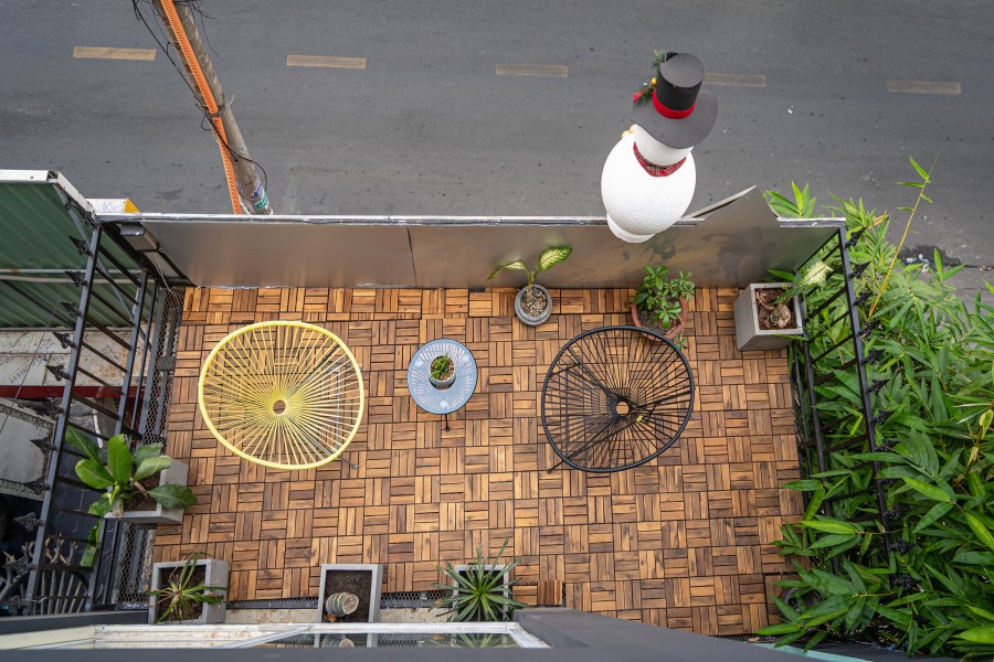 Studio Apartment in District 1, fully Furnished, chill balcony – NGUYEN VAN THU st.