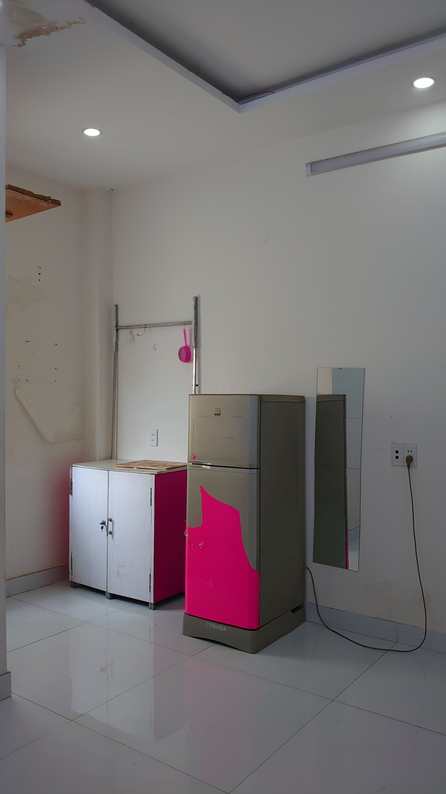 Phòng cho thuê diện tích 15 đến 20m2, Giá: 2,5 đến 3tr/1 tháng