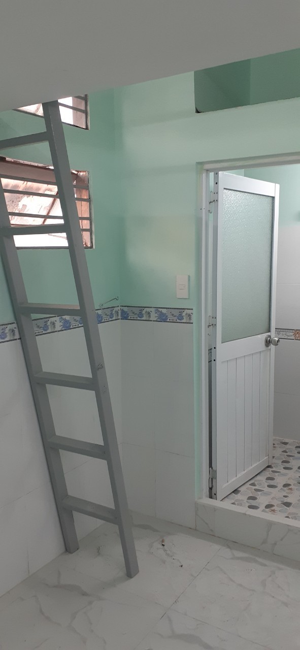 Phòng trọ mới xây, có máy lạnh đường Phạm Văn Hai