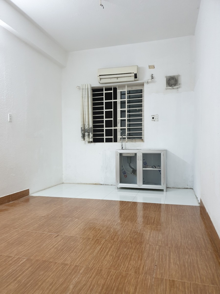 Phòng Cửa sổ thoáng, Máy lạnh- Khu Trung Sơn kế bên BV Nam Sài Gòn gần Lotte Mart Quận 7, ĐH Tôn Đức Thắng