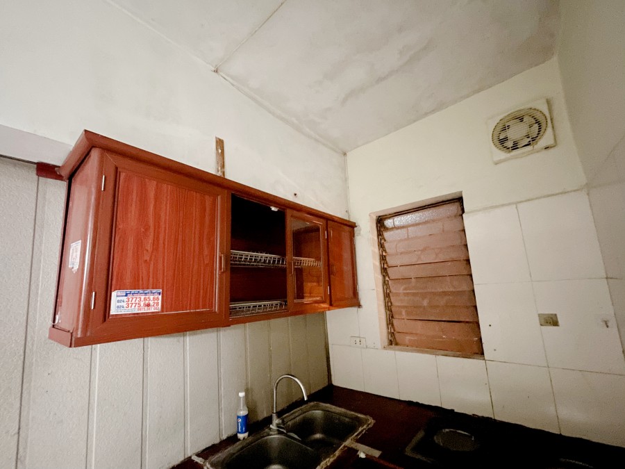 Cho thuê căn hộ khép kín khu Thành Công. Dt 70m2: 2 phòng ngủ, 1 phòng khách, 1 bếp, 1 ban công và 1 WC