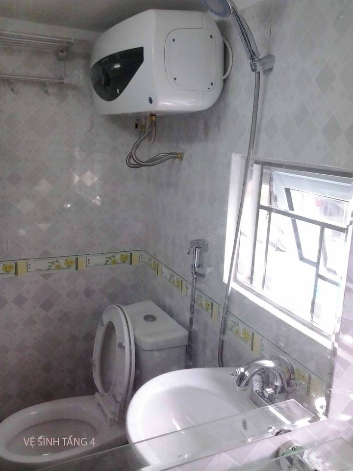 Phòng trọ 20m2 sạch, sáng có điều hòa khu Bách Kinh Xây