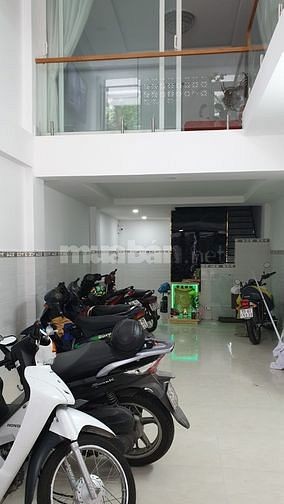 Cho thuê phòng trọ mới ngay UBND quận Tân Phú, sạch đẹp, giờ tự do, thang máy, đc: 62A Đường B, Phường Phú Thạnh, Quận T