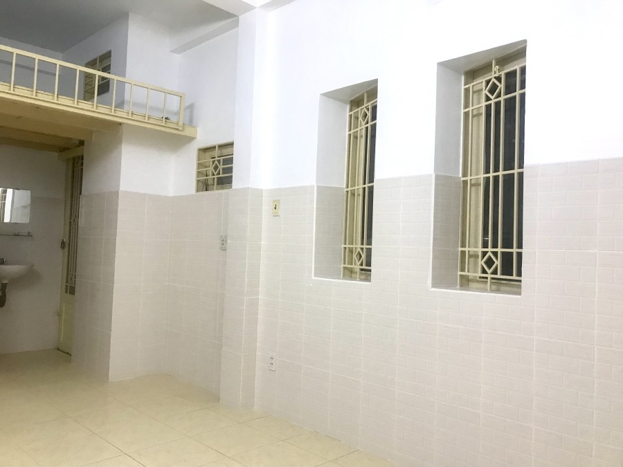 Phòng trọ cho thuê trung tâm Quận 10 - đường CMT8 (giao Tô Hiến Thành)