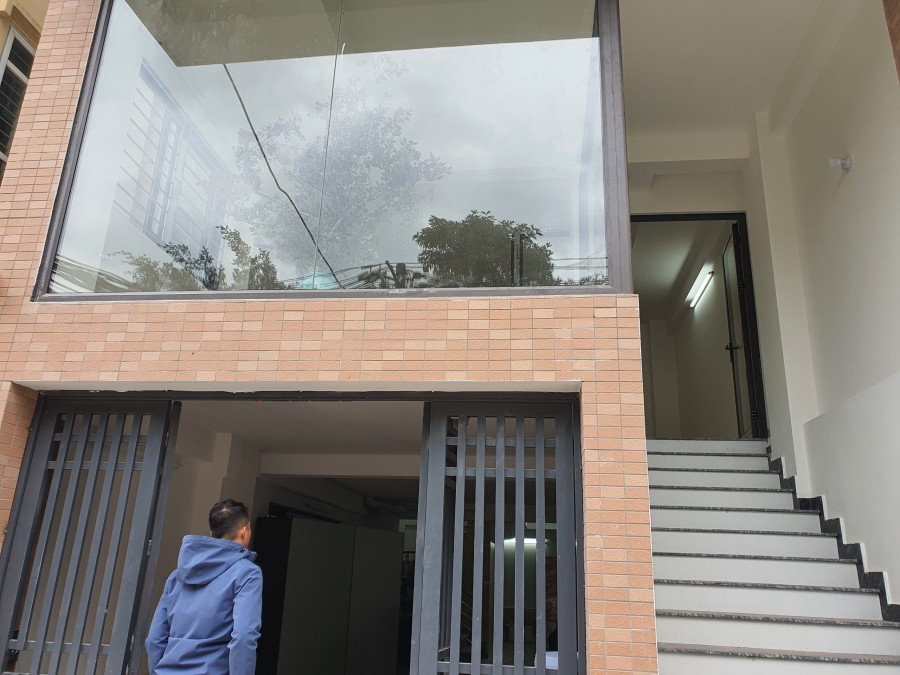 Cho thuê MBKD mặt ngõ 21 yên xá, sầm uất nhộn nhịp, đường rộng oto tránh nhau