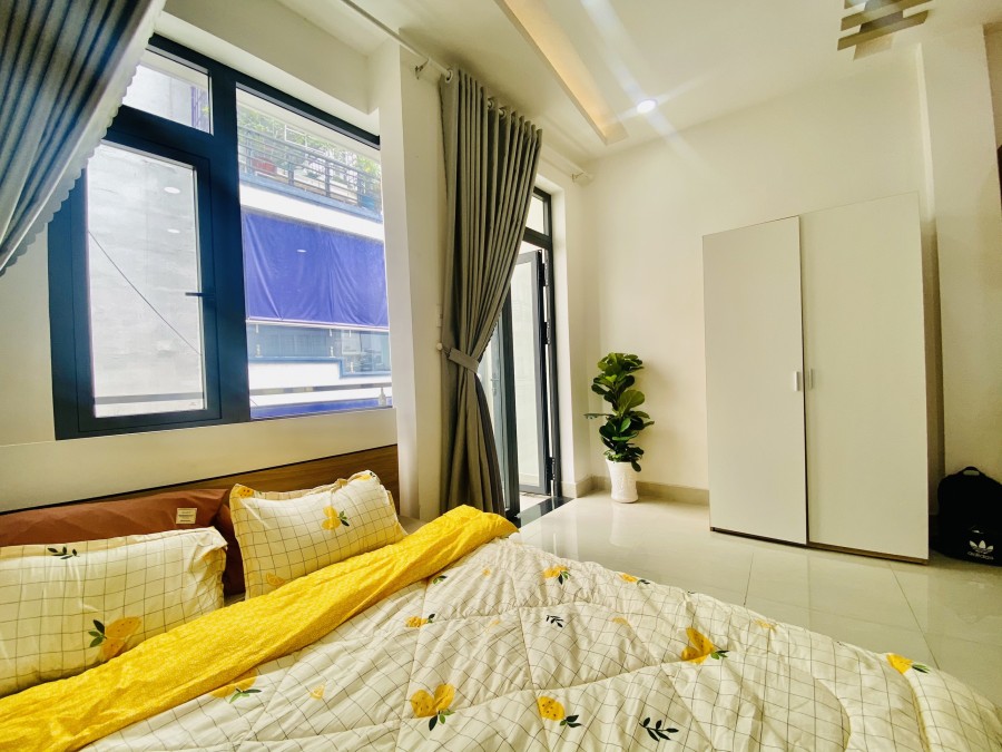 Còn trống 1 phòng duy nhất trên đường Hòa Hưng Quận 10 đầy đủ tiện nghi