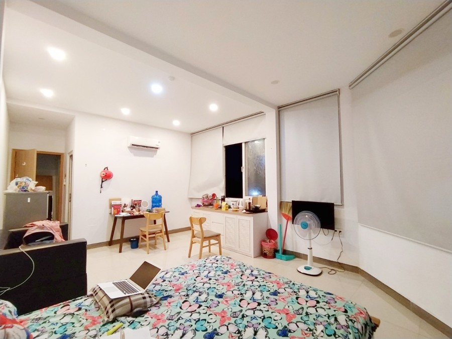 Phòng cửa sổ thoáng 30m2 full nội thất Đường Nguyên Văn Thương Gần Đh Hutech