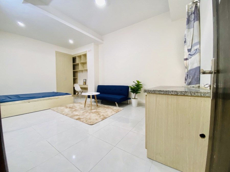 Phòng 304, Studio siêu rộng thoáng, tiện nghiGiá: 4tr7 bao gồm tủ lạnhĐc: đường 85, Tân Quy, Q7