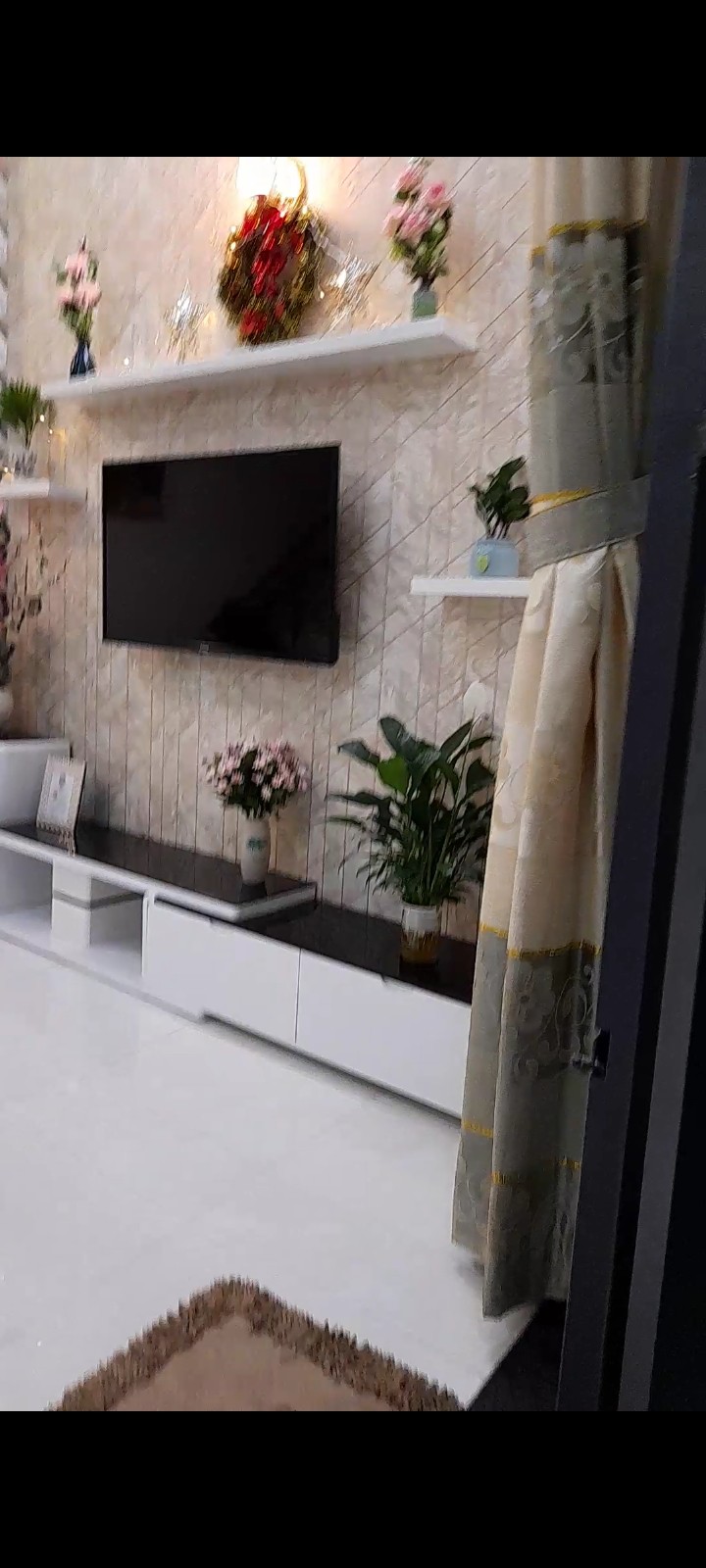 Cho thuê nhà nguyên căn, DTSD 80m2, 1 trệt, 1 lầu, 2PN, 3WC