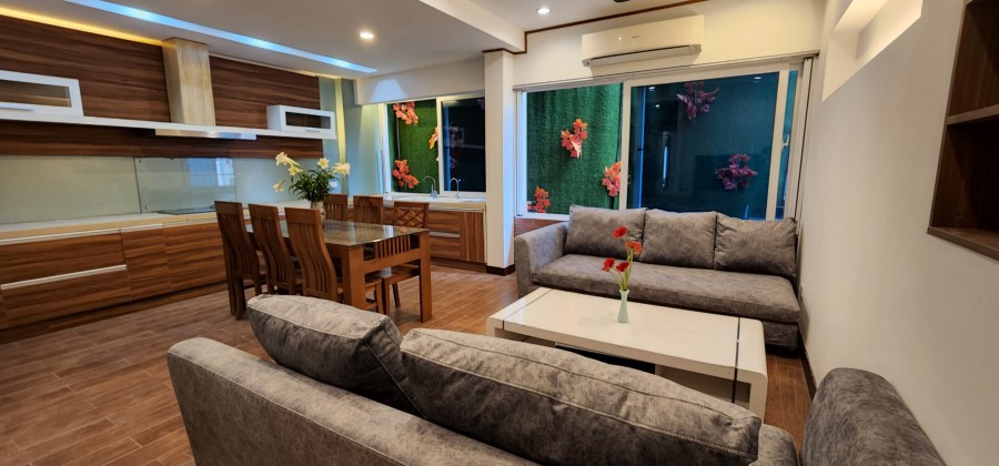 Cho thuê căn hộ 2pn, 2vs, 90m2 full nội thất tại Tô Ngọc Vân, Tây Hồ