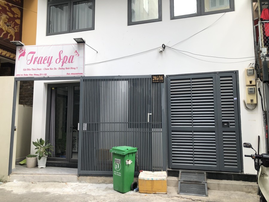 Căn hộ mặt tiền 1 phòng ngủ, để ở và kinh doanh rất tiện luôn