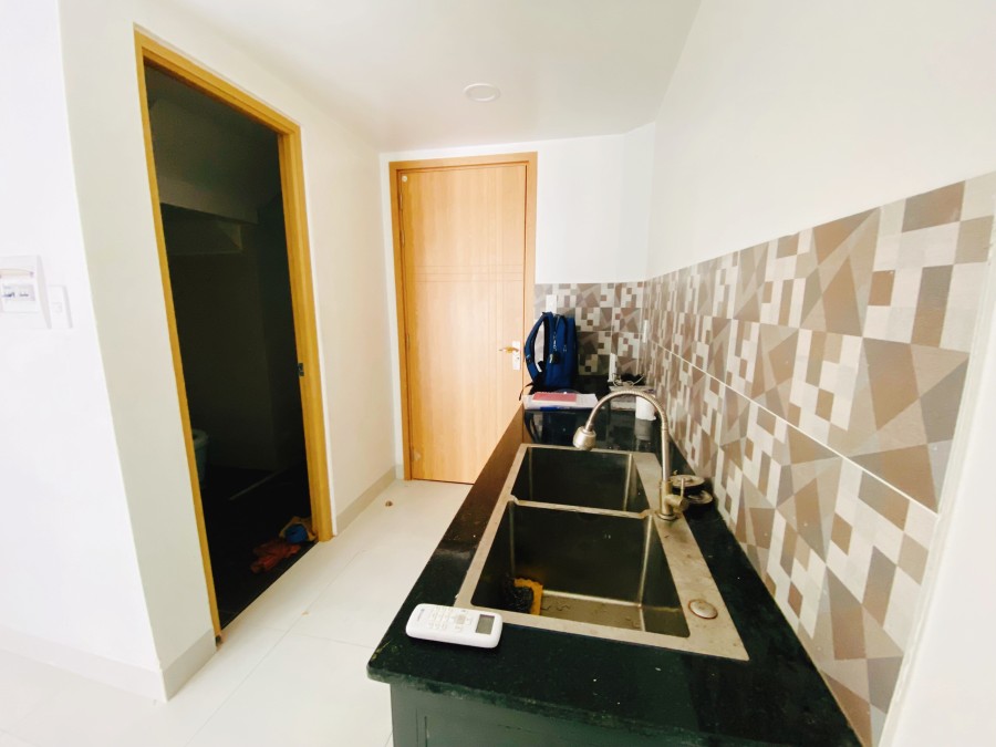 Căn hộ mặt tiền 1 phòng ngủ, để ở và kinh doanh rất tiện luôn