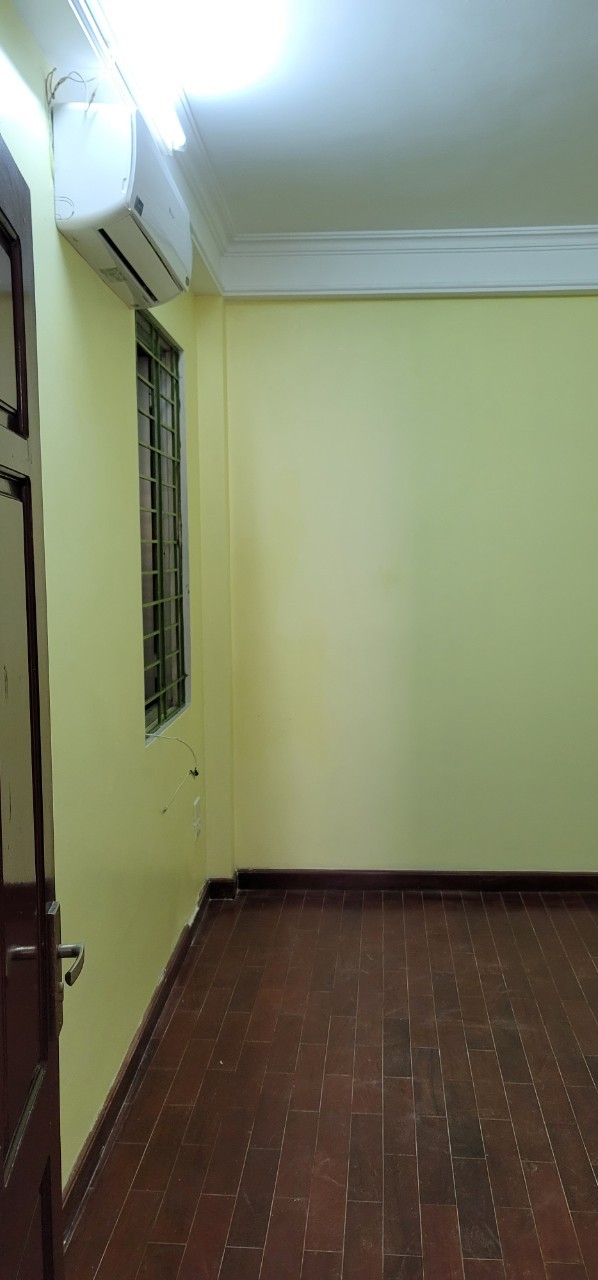 Cho thuê căn hộ Mini phố Thái Hà diện tích 35m2, Giá cho thuê 4,5tr (có thương lượng)