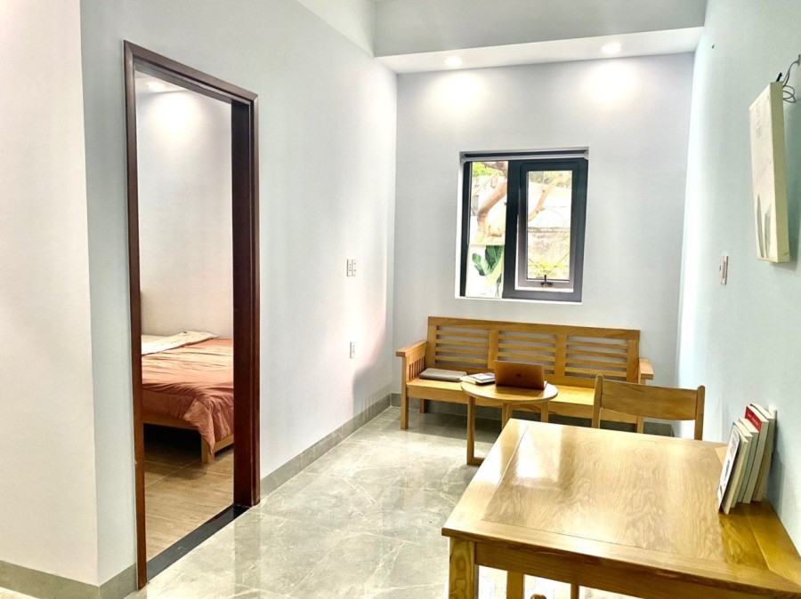 Căn hộ dịch vụ 1 phòng ngủ riêng tại 99 Nguyễn Tư Nghiêm, Phường Bình Trưng Tây, Quận 2,