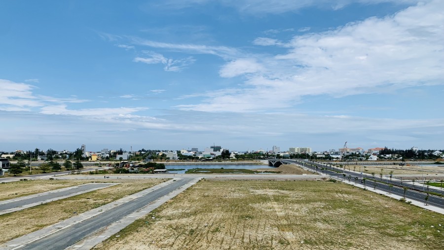 Cho thuê căn hộ 2 phòng ngủ view sông Cổ Cò tại chung cư FPT Plaza