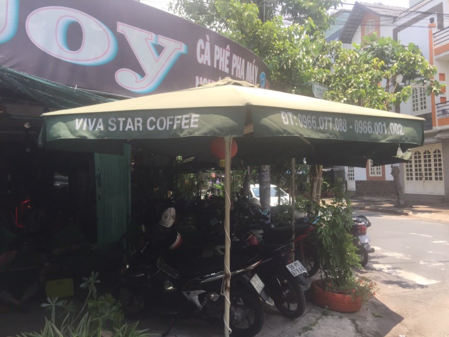 Sang nhượng quán cà phê Phong Trần