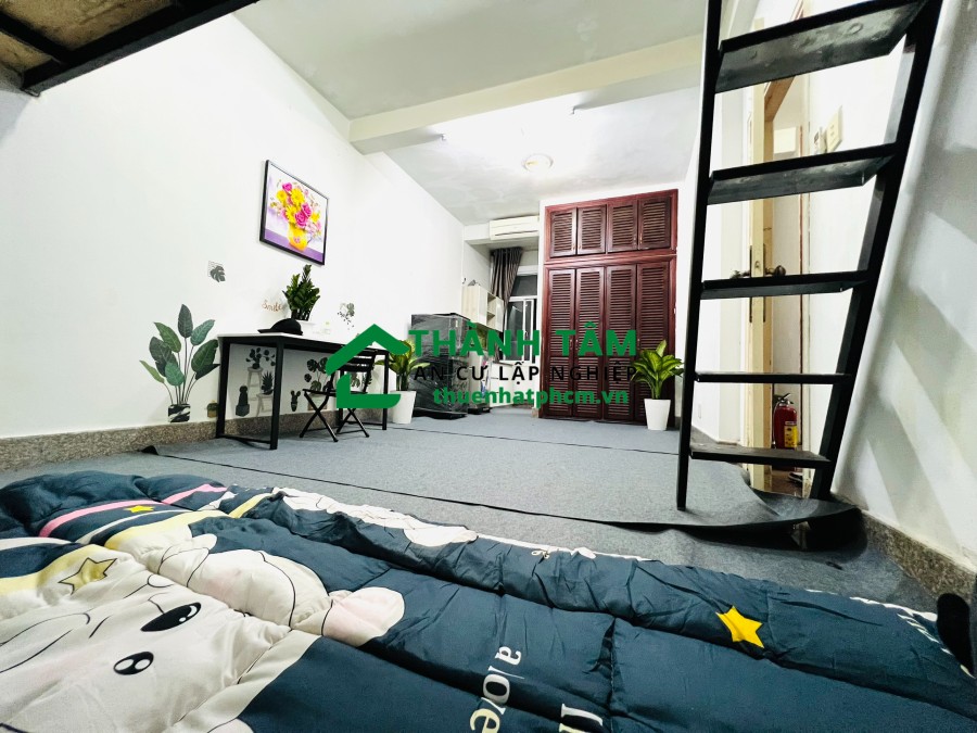 Căn hộ dịch vụ có gác đầy đủ nội thất đẹp trên đường Hoàng Văn Thụ, Phú Nhuận