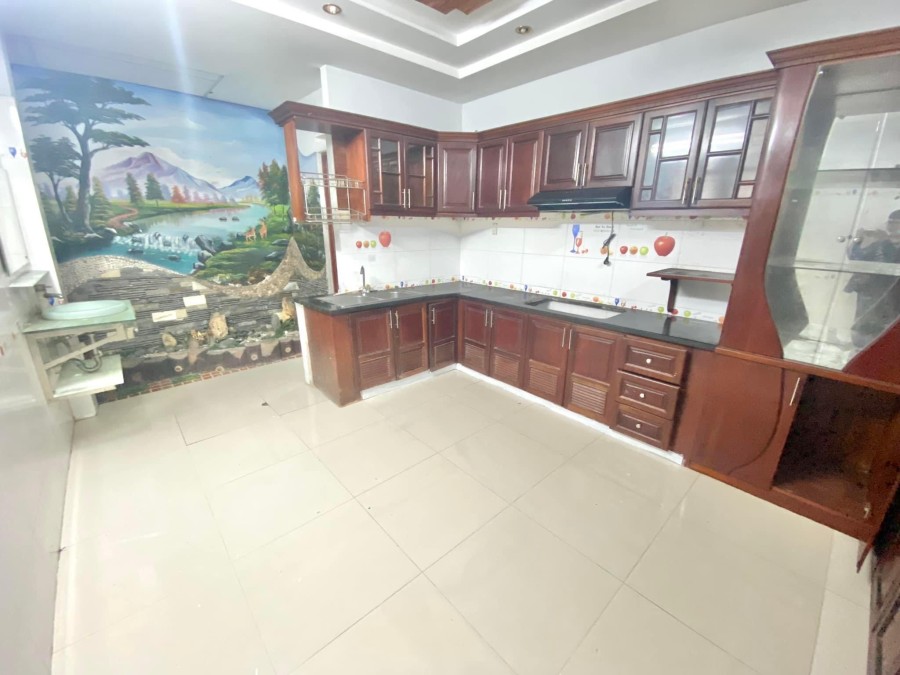 Phòng trọ có bếp xịn, Phòng siêu rộng 30m2 GIÁ 3TR3 Nguyễn Văn Khói