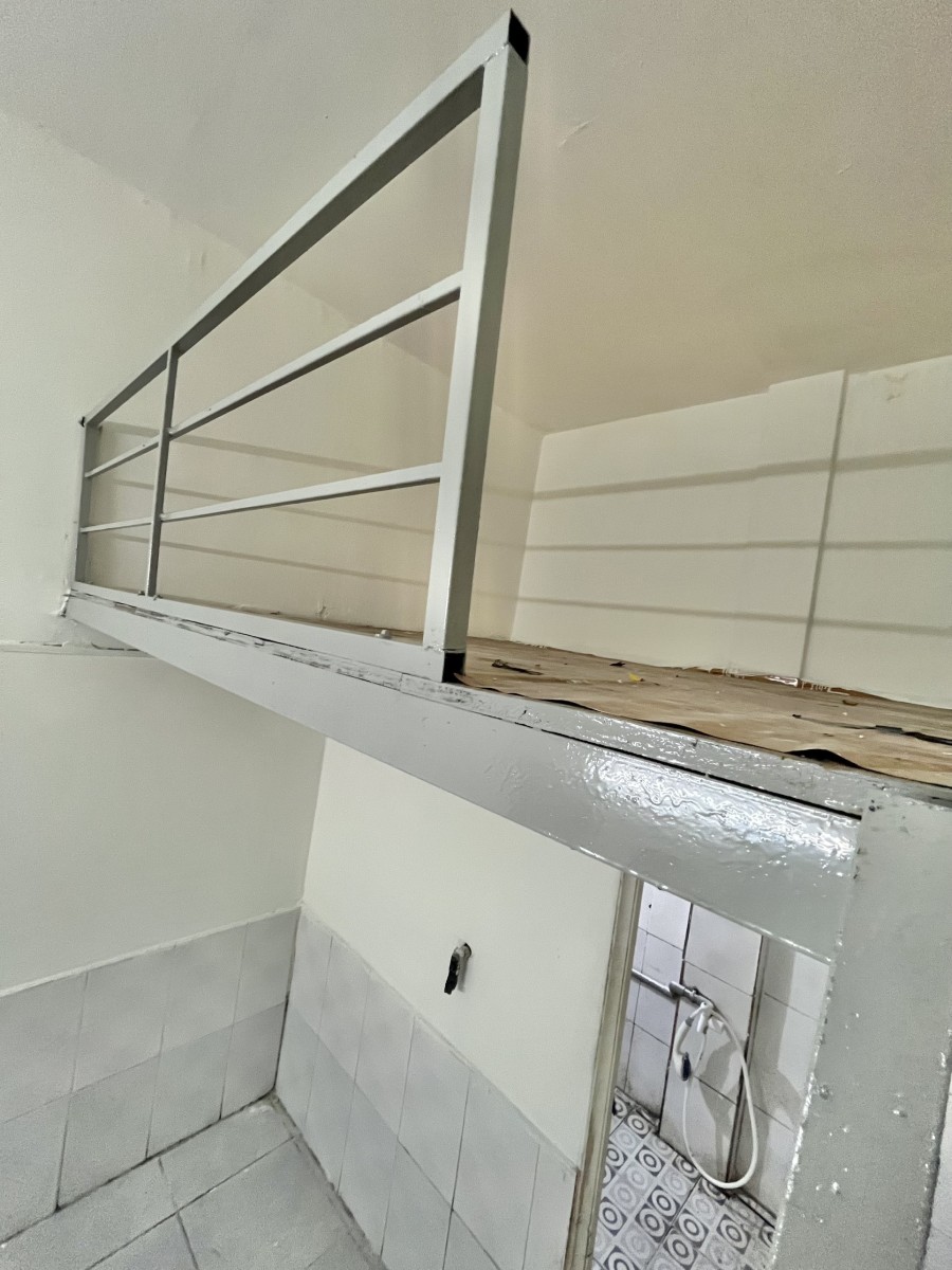 Phòng trọ giá rẻ quận Tân Phú - Tô Hiệu - Hòa Bình. Phòng sơn sữa lại giá chỉ 1tr8