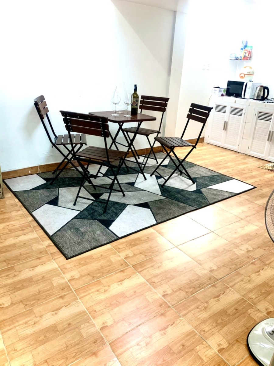 Cho thuê căn hộ quận Bình Thạnh giá rẻ chỉ 8tr , DT 55m2, độc lập full nội thất