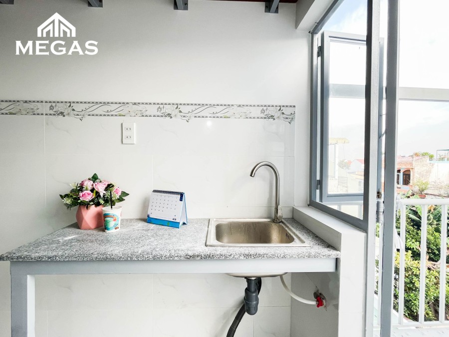 Phòng Mới Xây Hoàn Toàn Có Gác Và 2 Cửa Sổ Lớn Đường Tây Hoà Q9