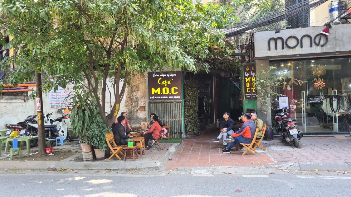 Chính chủ cho thuê cửa hàng vẫn đang hoạt động 20m2 vỉa hè rộng quận Hai Bà Trưng