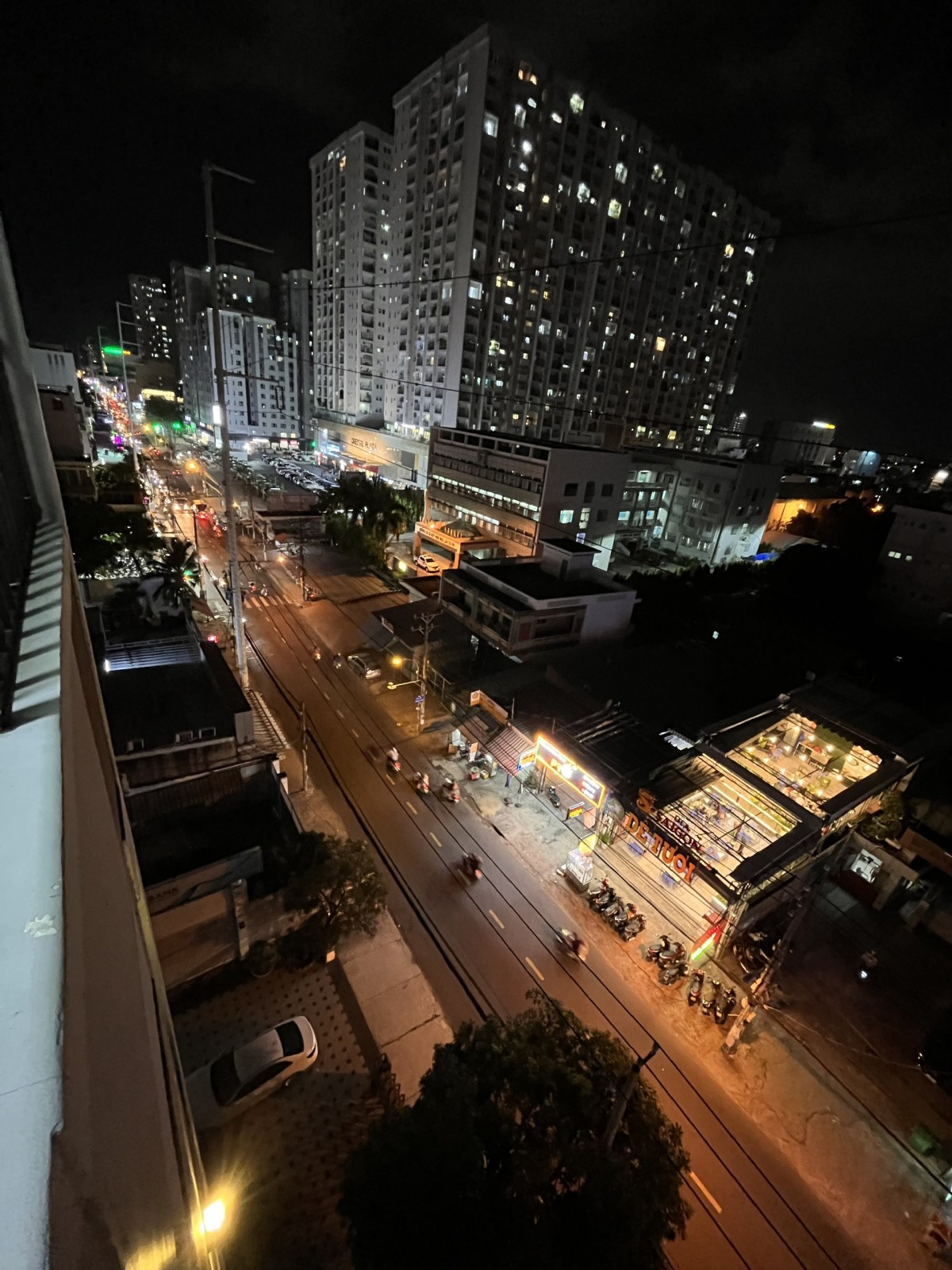 Phòng Ban Công VIEW Siêu Đẹp - Full Nội Thất, Trung Tâm Q.Tân Bình