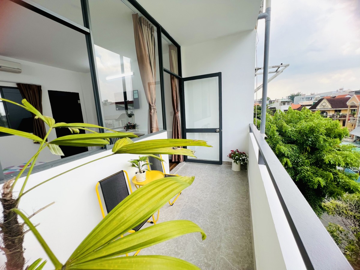 Căn 1Pn cao cấp bancon view thoáng 45m2