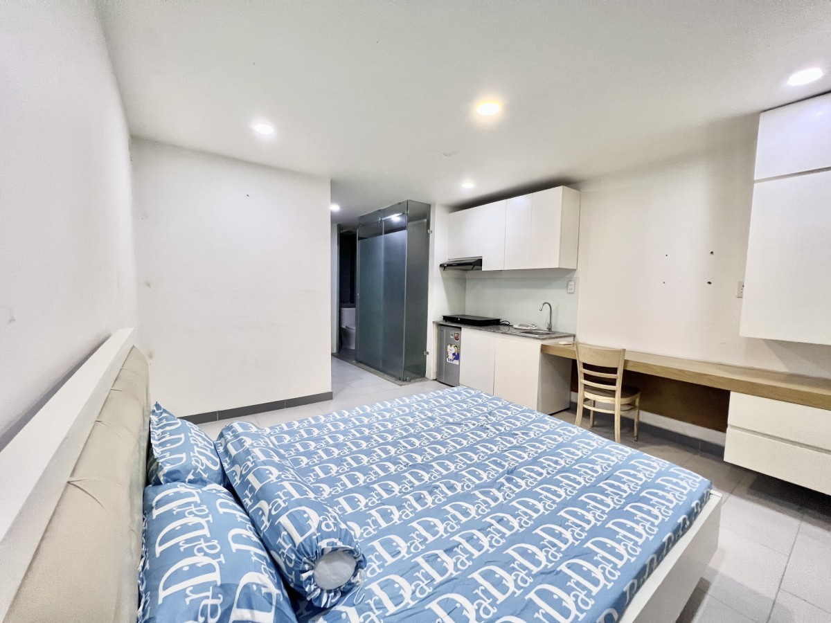 Căn Hộ Mới Xây Đối Diện Etown Cộng Hoà