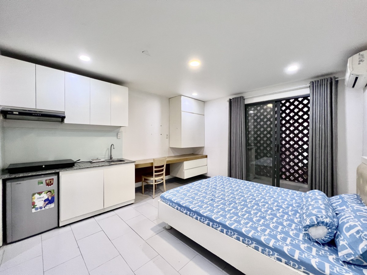 Căn Hộ Mới Xây Đối Diện Etown Cộng Hoà