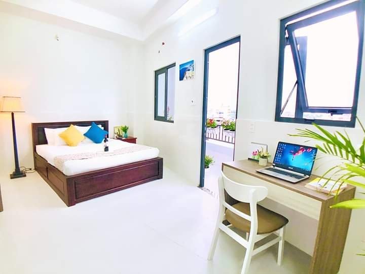 Căn hộ chung cư mới xây, cực kì cao cấp, full nội thất, ban công