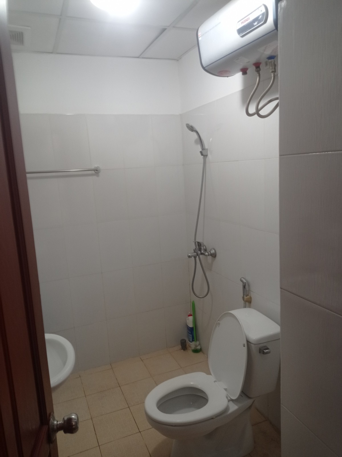 Cho thuê căn hộ 57 Vũ Trọng Phụng 90m2 full nội thất ở ngay 0968054584