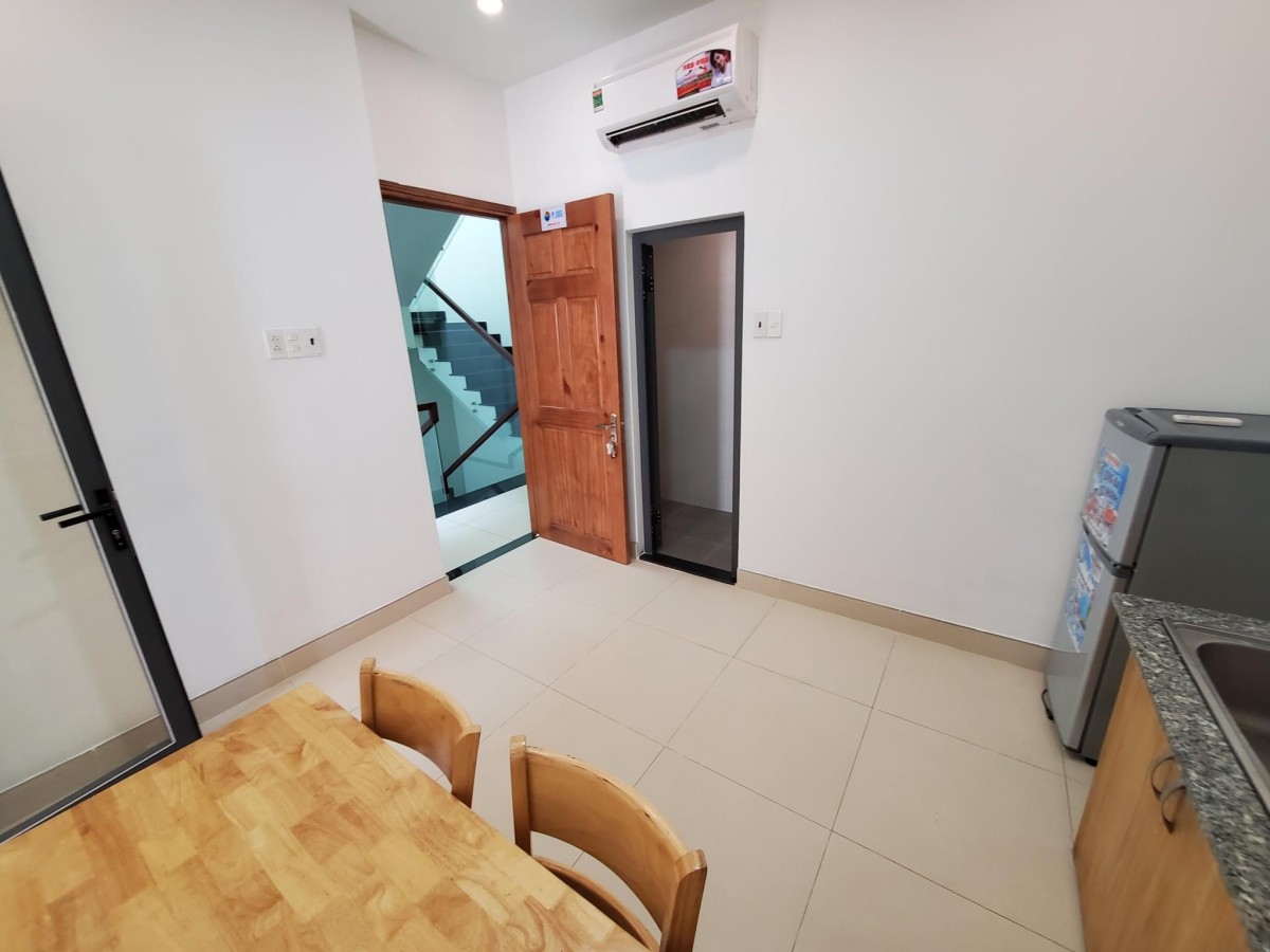 Cho Thuê Căn Hộ 1PN Full Tiện Nghi Gò Vấp Giá Tốt, Đối Diện Mercedes Quang Trung