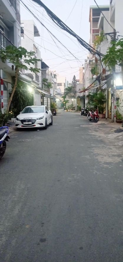 Nhà Cho thuê giá rẻ hẻm 8m Tô hiệu, Tân Phú 65m2 chỉ 6 triệu