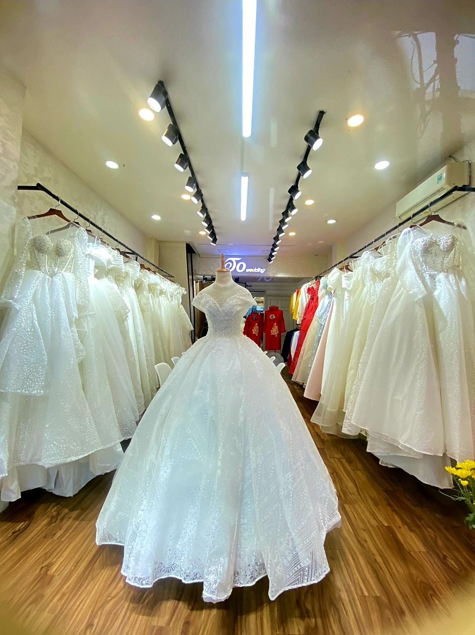 Gợi ý 3 địa chỉ cho thuê áo cưới uy tín cho nàng tại Đà Nẵng