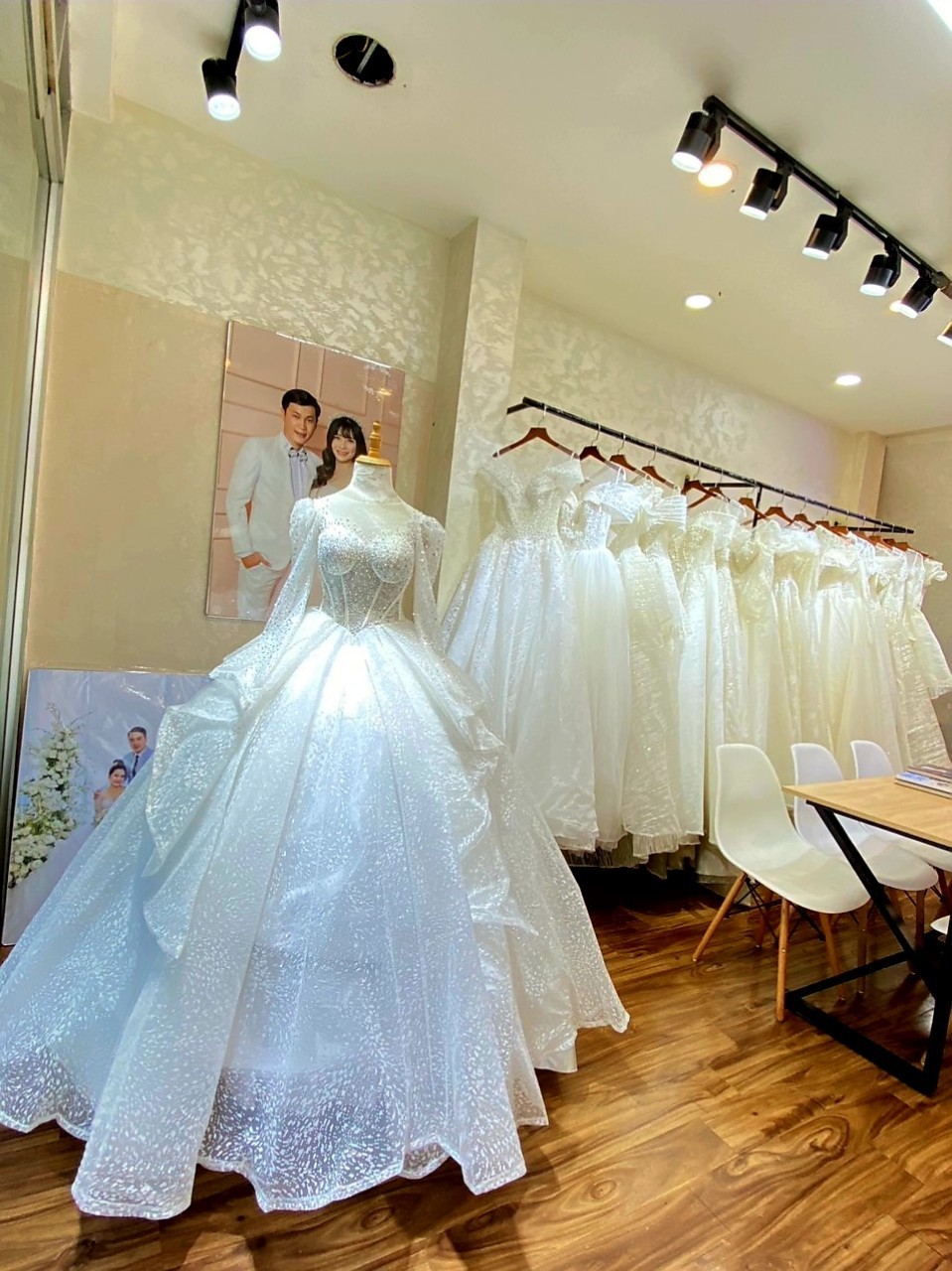 SANG NHƯỢNG STUDIO CƯỚI Ở HỒ VĂN HUÊ P9 PHÚ NHUẬN (TPHCM):